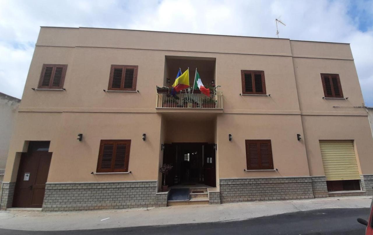 Albergo Bouganville Favignana Dış mekan fotoğraf